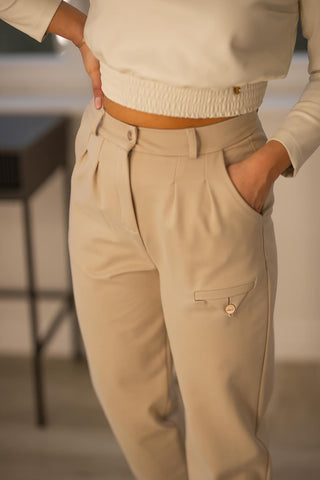 Punto trousers, sporty and elegant